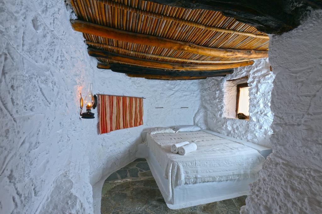 Aparthotel Aspros Potamos à Makrýgialos Chambre photo