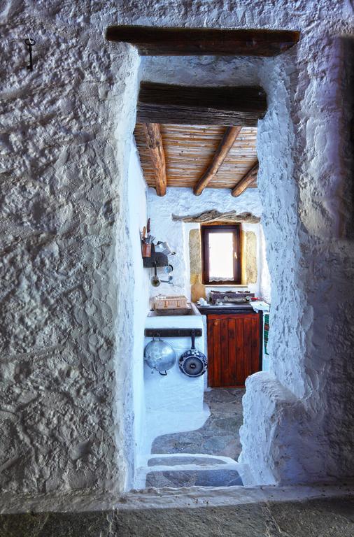 Aparthotel Aspros Potamos à Makrýgialos Chambre photo