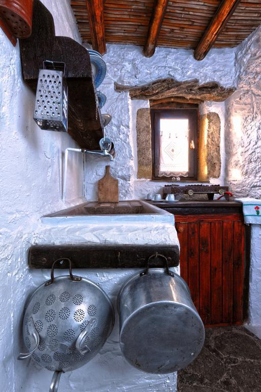 Aparthotel Aspros Potamos à Makrýgialos Chambre photo