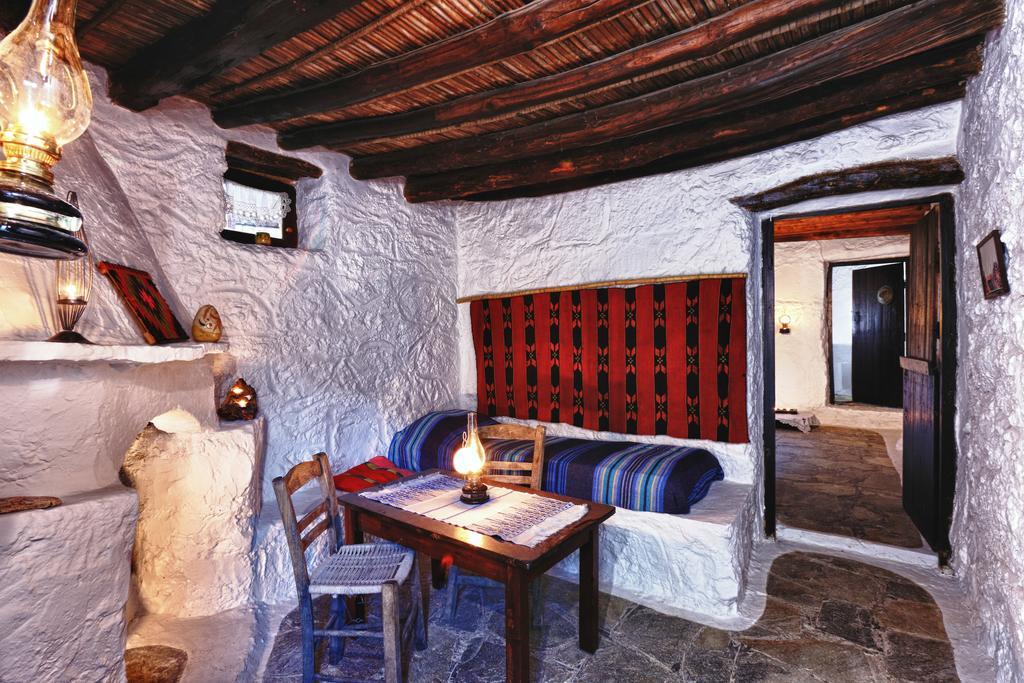 Aparthotel Aspros Potamos à Makrýgialos Chambre photo