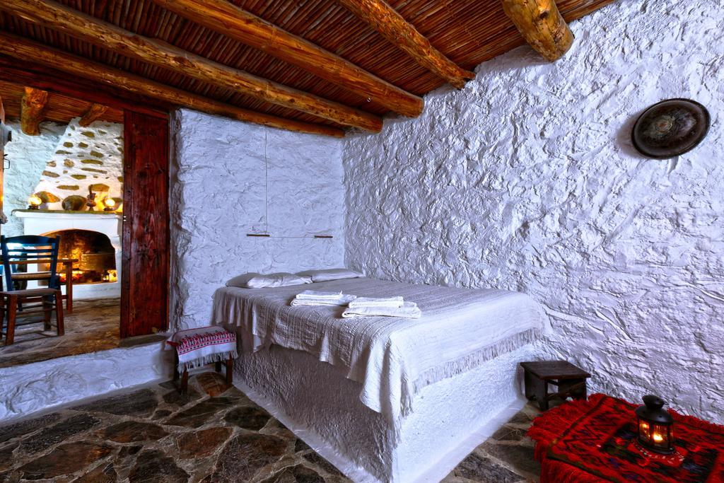 Aparthotel Aspros Potamos à Makrýgialos Chambre photo