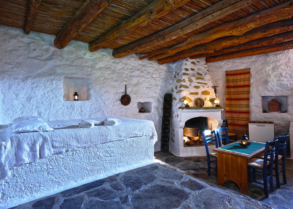 Aparthotel Aspros Potamos à Makrýgialos Chambre photo