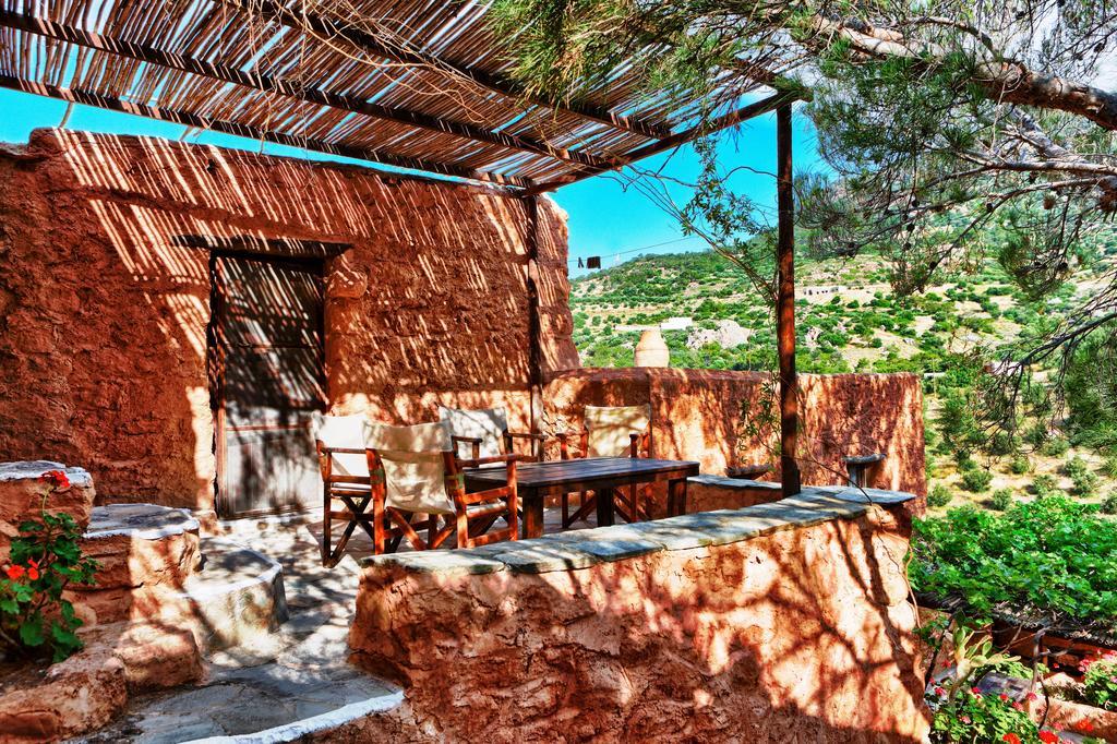 Aparthotel Aspros Potamos à Makrýgialos Extérieur photo